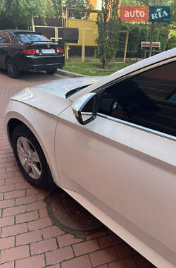 Лифтбек Skoda Superb 2018 в 