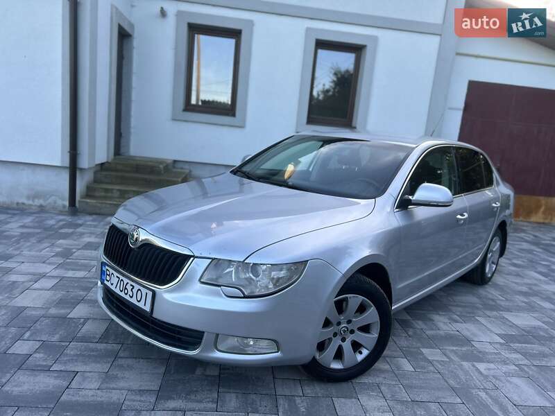 Лифтбек Skoda Superb 2008 в 