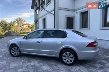 Лифтбек Skoda Superb 2008 в 