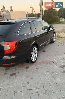 Универсал Skoda Superb 2011 в 