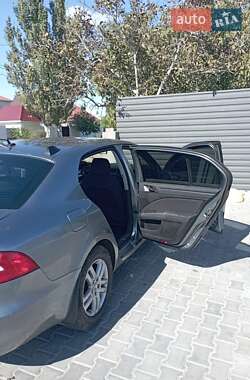 Лифтбек Skoda Superb 2010 в 