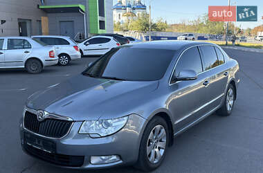 Лифтбек Skoda Superb 2008 в Кривом Роге