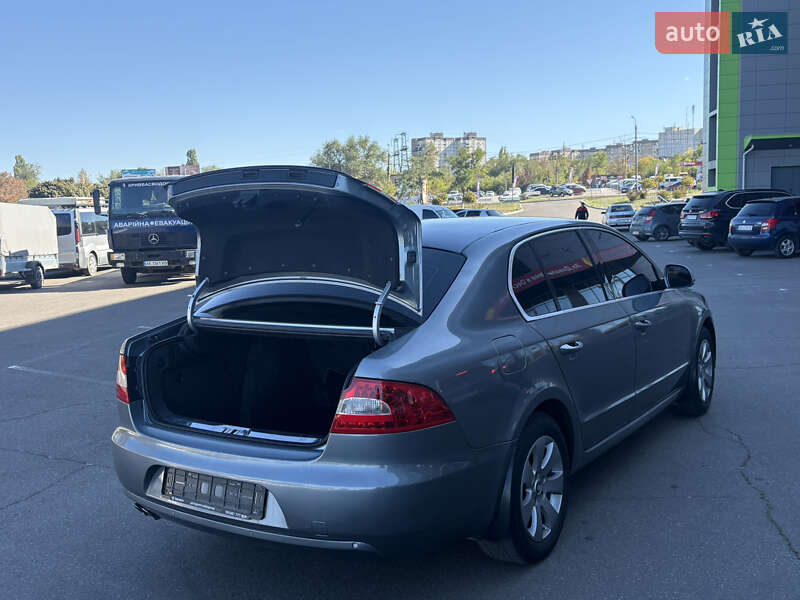 Лифтбек Skoda Superb 2008 в Кривом Роге