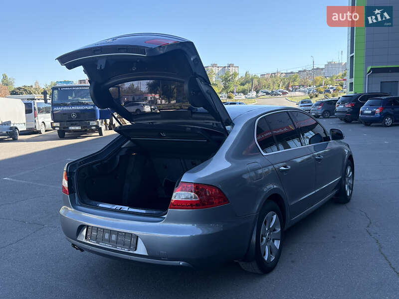 Лифтбек Skoda Superb 2008 в Кривом Роге