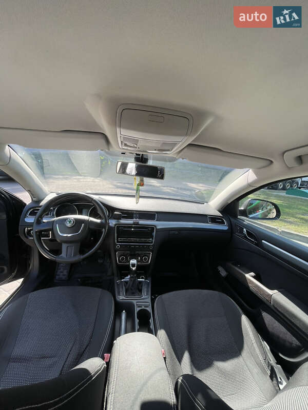 Лифтбек Skoda Superb 2008 в Киеве