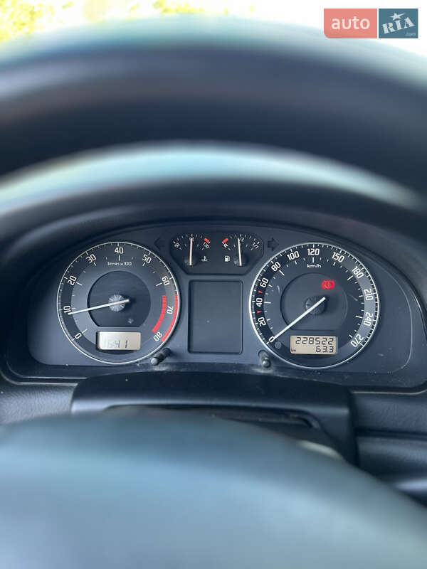 Лифтбек Skoda Superb 2008 в Малине фото 7 Лифтбек Skoda Superb 2008 в Малине