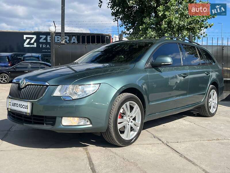 Универсал Skoda Superb 2011 в Киеве