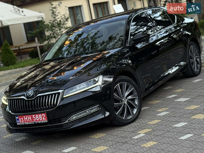 Skoda Superb 2021