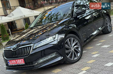 Лифтбек Skoda Superb 2021 в 