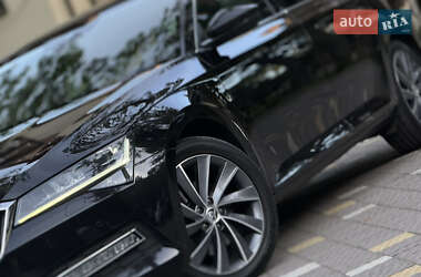 Лифтбек Skoda Superb 2021 в 