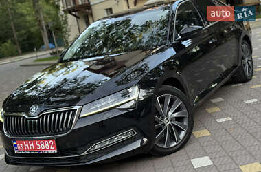 Лифтбек Skoda Superb 2021 в 