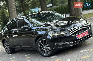 Лифтбек Skoda Superb 2021 в 