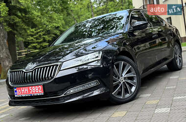 Лифтбек Skoda Superb 2021 в 