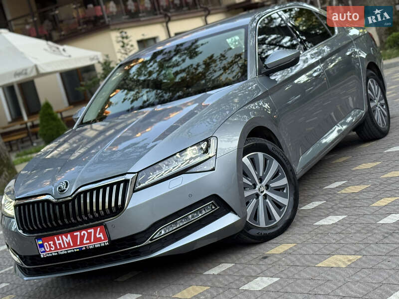 Лифтбек Skoda Superb 2021 в Трускавце