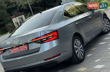 Лифтбек Skoda Superb 2021 в 