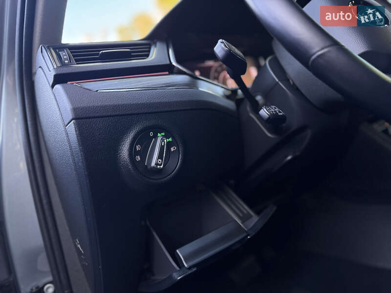 Лифтбек Skoda Superb 2021 в Трускавце