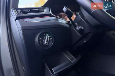 Лифтбек Skoda Superb 2021 в 