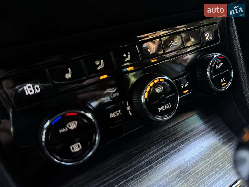 Лифтбек Skoda Superb 2021 в Трускавце