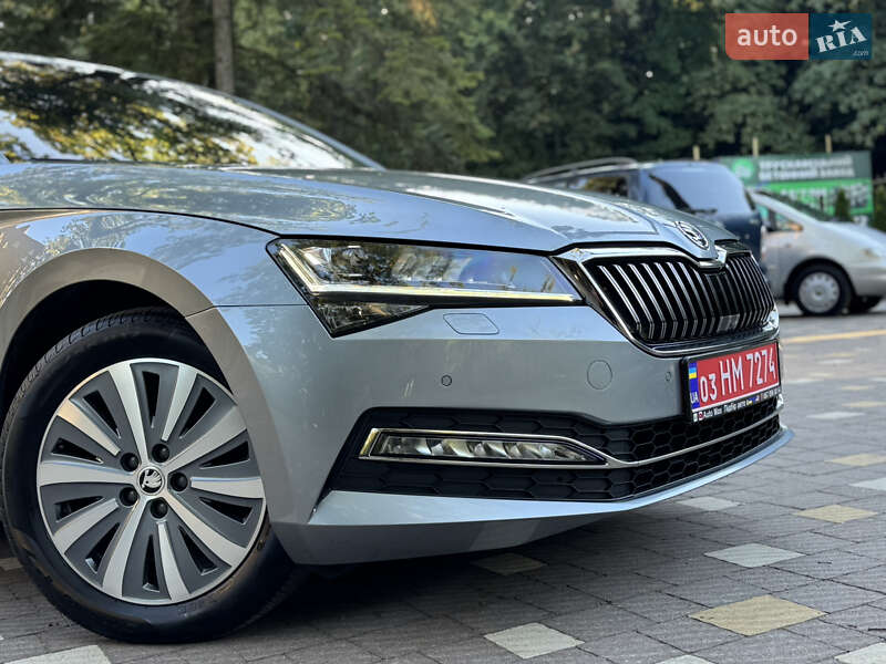 Лифтбек Skoda Superb 2021 в Трускавце