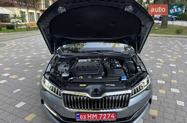 Лифтбек Skoda Superb 2021 в 