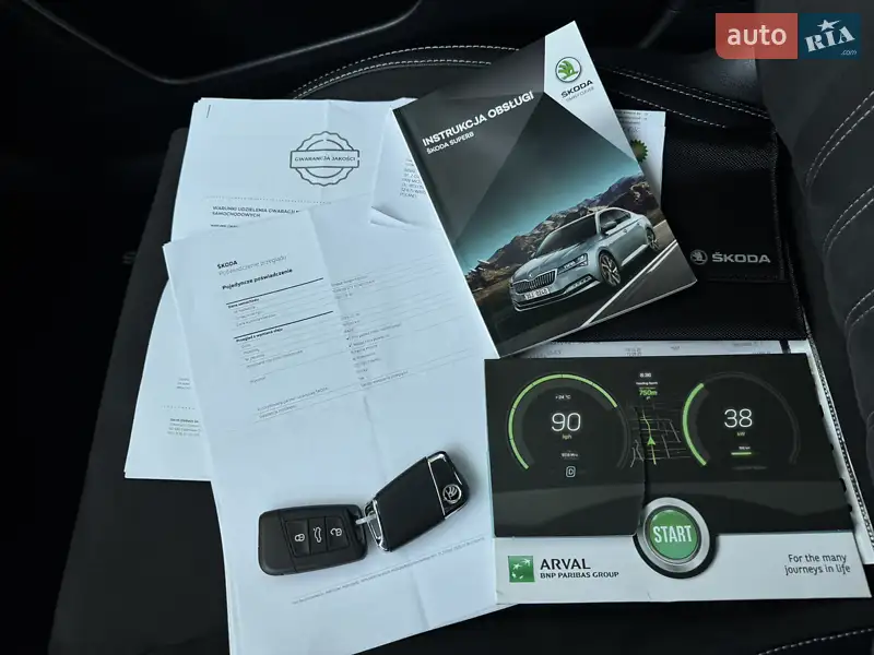 Лифтбек Skoda Superb 2021 в Трускавце документ