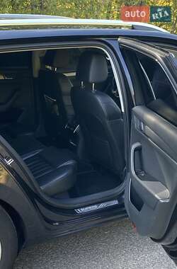 Универсал Skoda Superb 2018 в 