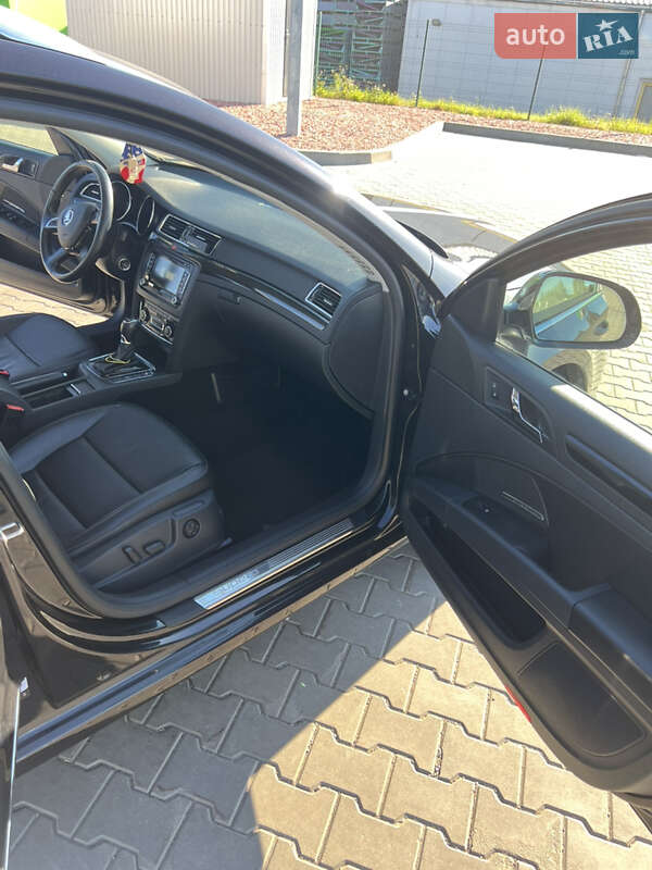 Универсал Skoda Superb 2014 в Луцке