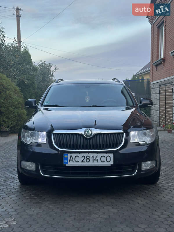 Skoda Superb 2011