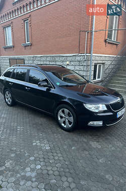Универсал Skoda Superb 2011 в 