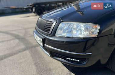 Лифтбек Skoda Superb 2007 в 
