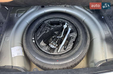 Лифтбек Skoda Superb 2013 в 