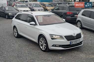 Универсал Skoda Superb 2019 в 