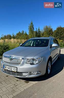 Универсал Skoda Superb 2012 в 