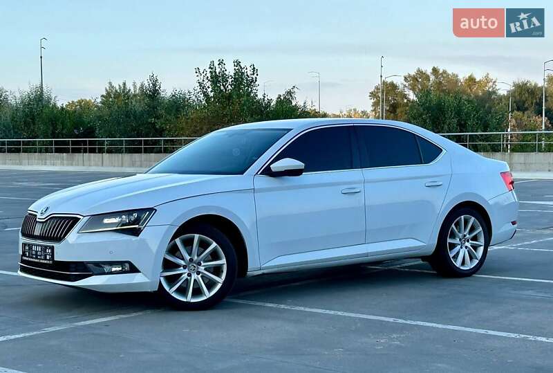 Лифтбек Skoda Superb 2015 в Киеве фото 4 Лифтбек Skoda Superb 2015 в Киеве