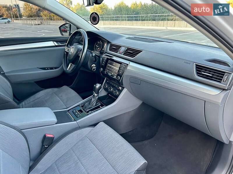 Лифтбек Skoda Superb 2015 в Киеве фото 28 Лифтбек Skoda Superb 2015 в Киеве