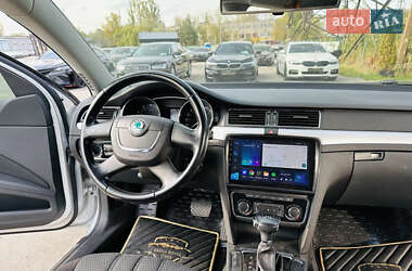Универсал Skoda Superb 2010 в 