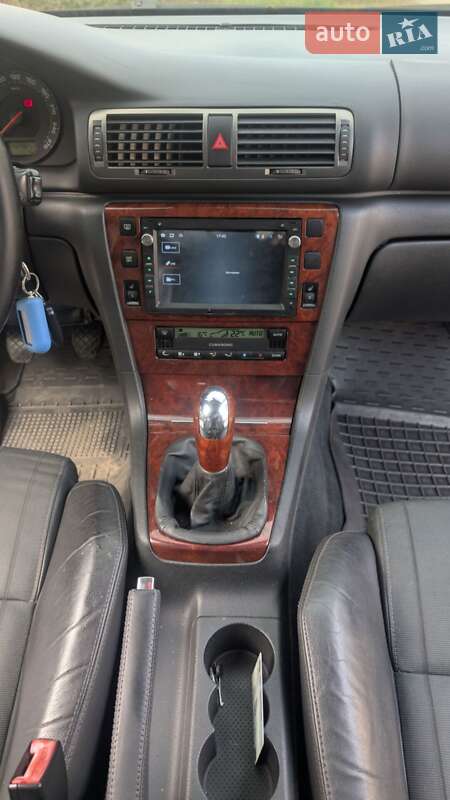 Лифтбек Skoda Superb 2002 в Ивано-Франковске
