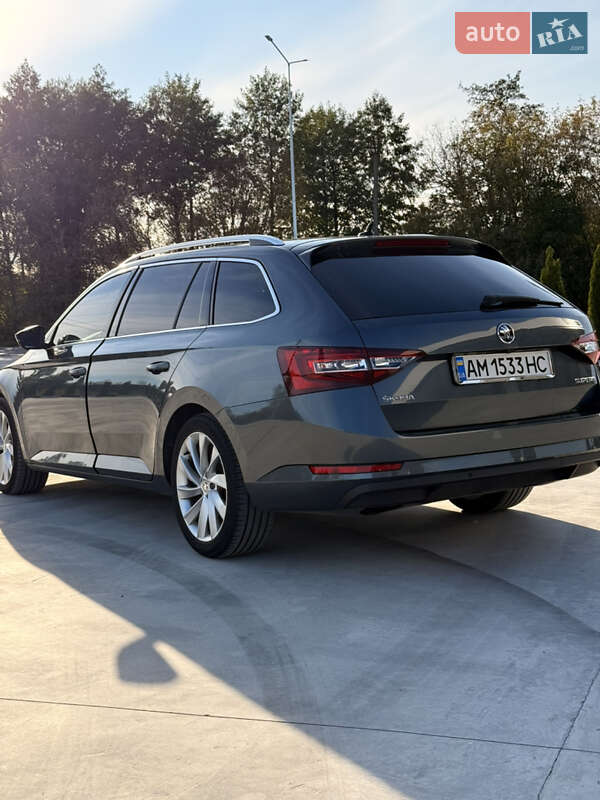 Универсал Skoda Superb 2017 в Звягеле