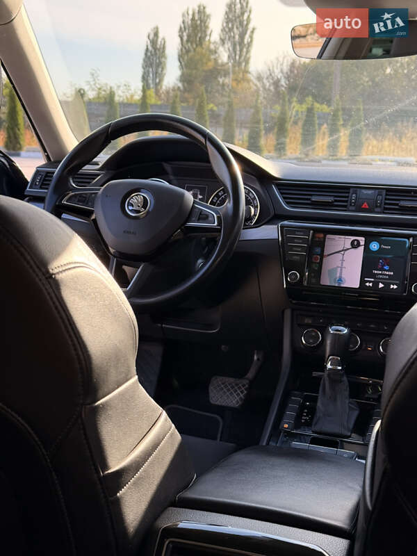Универсал Skoda Superb 2017 в Звягеле