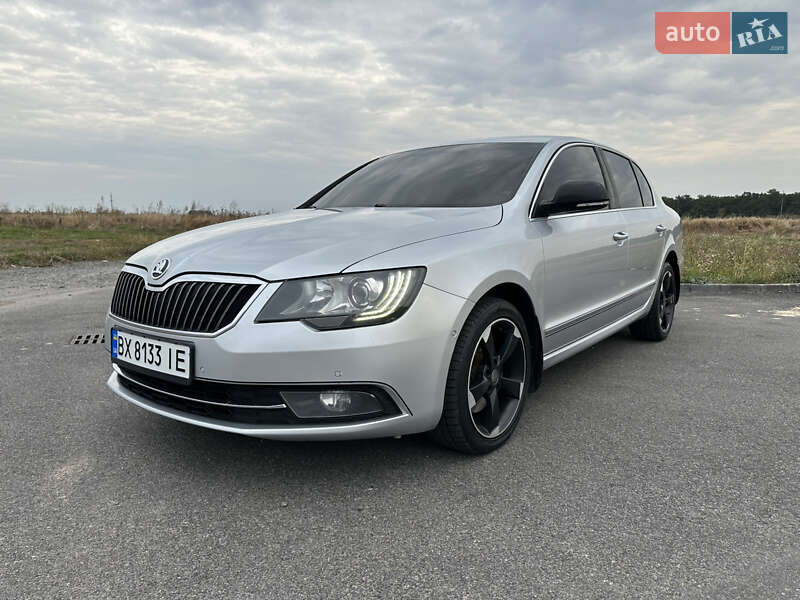 Лифтбек Skoda Superb 2013 в Виннице