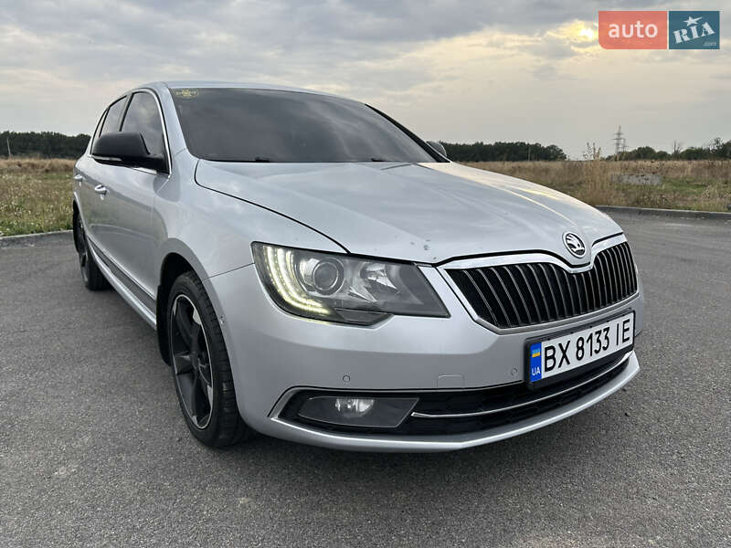 Лифтбек Skoda Superb 2013 в Виннице