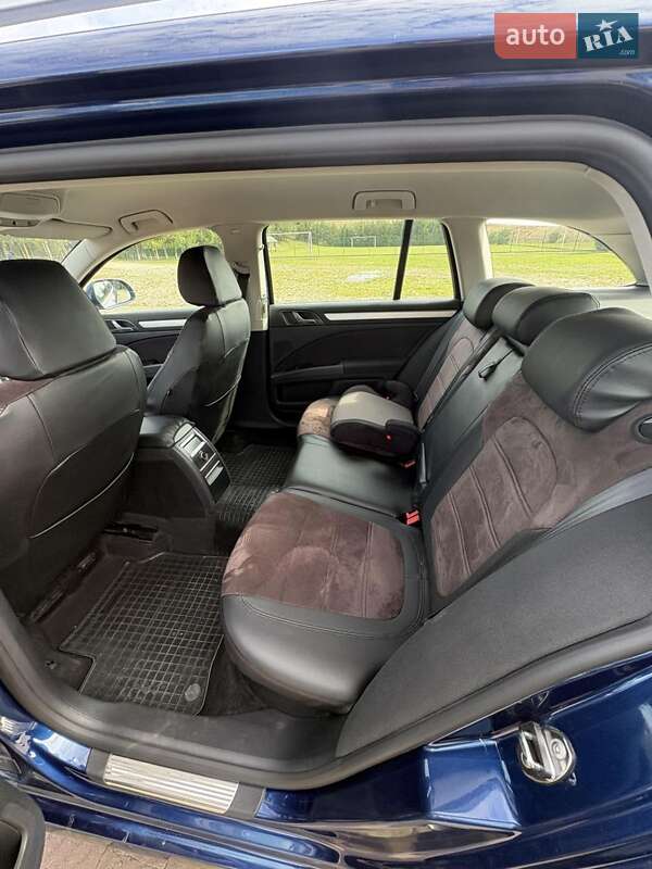 Универсал Skoda Superb 2010 в Перемышлянах