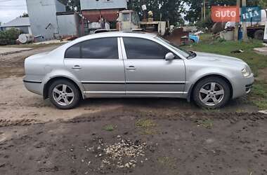 Ліфтбек Skoda Superb 2004 в 