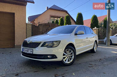Ліфтбек Skoda Superb 2013 в Сваляві