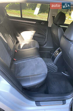 Ліфтбек Skoda Superb 2013 в  фото 17 Ліфтбек Skoda Superb 2013 в
