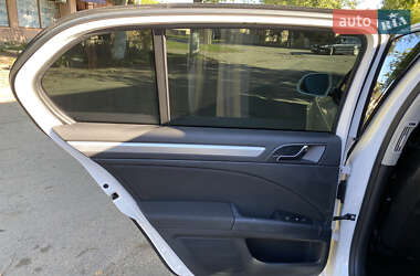 Ліфтбек Skoda Superb 2013 в  фото 21 Ліфтбек Skoda Superb 2013 в