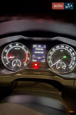 Лифтбек Skoda Superb 2020 в 
