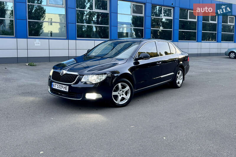 Лифтбек Skoda Superb 2009 в 