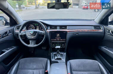 Лифтбек Skoda Superb 2009 в 