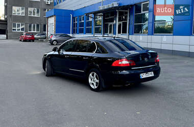 Лифтбек Skoda Superb 2009 в 